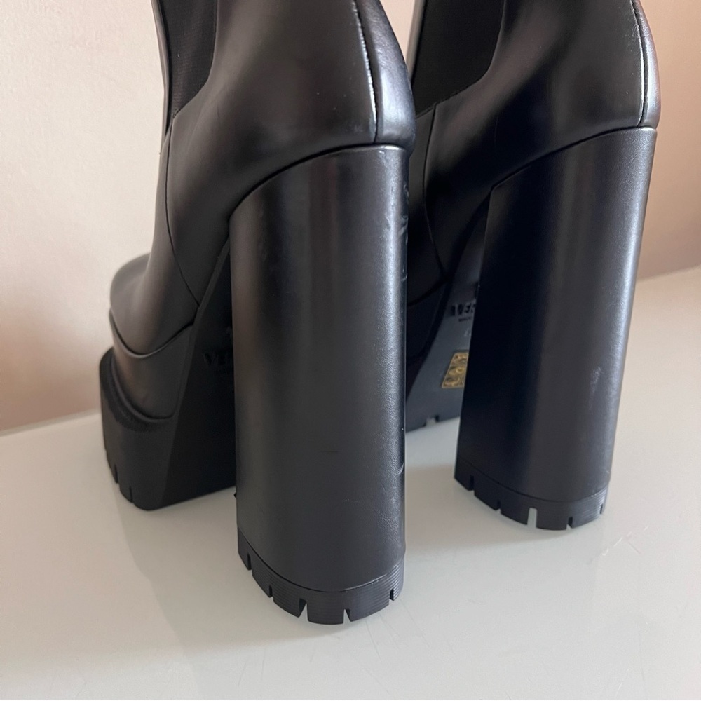 VERSACE | Black block platform aevitas Versace lug sole designer leather boot - Picture 14 of 16